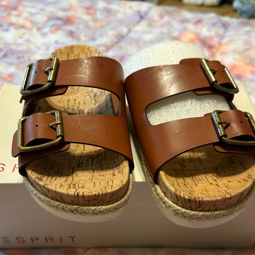 Esprit Tan Leather Buckle Sandals, NEW in box..Never Worn